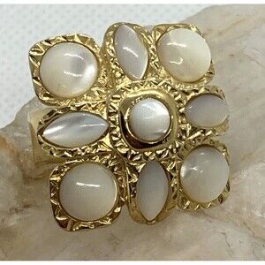 Vintage St. John Costume Cocktail‎ Gold Tone White Cat's Eye Stone Ring Size 8